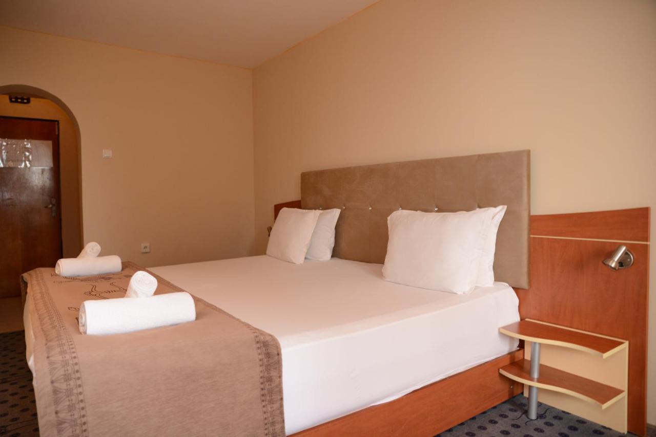 Hotel Bona Vita Goldstrand Exterior foto
